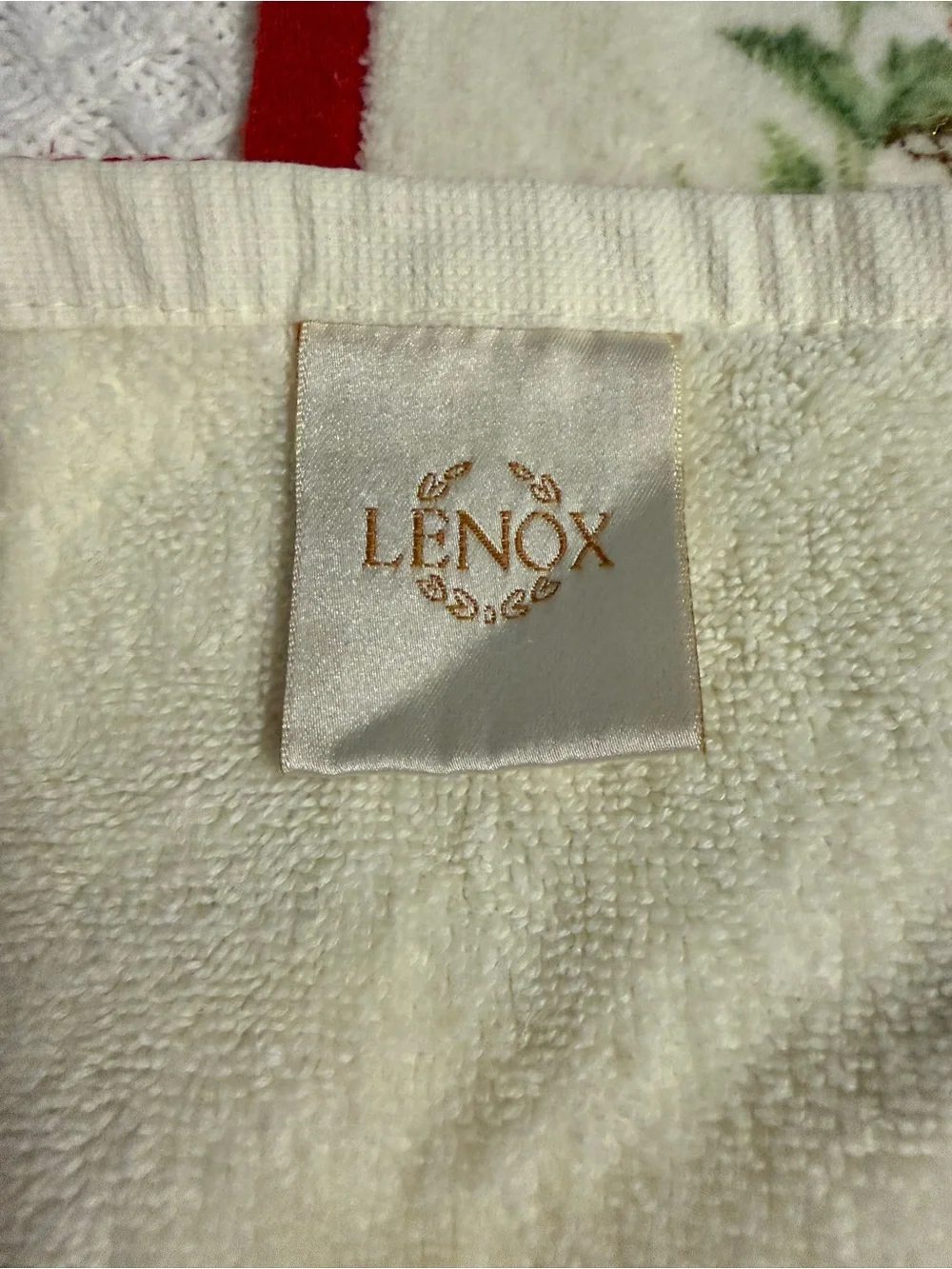 Lenox Holiday Kitchen Towels Set of 2 Holly Christmas Cotton Hand Towels 16x11